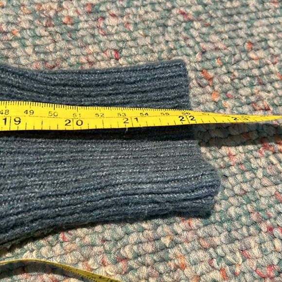 Ladies size XL Pink Rose V-Neck sweater - Picture 7 of 10